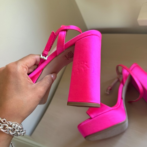 Steve Madden - Hot Pink Satin Platform Heel - Picture 7 of 10